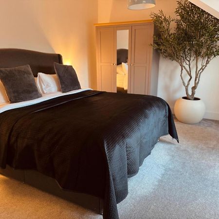 Lola'S Loft With Lake Views - Central Bowness - Pet Friendly ภายนอก รูปภาพ