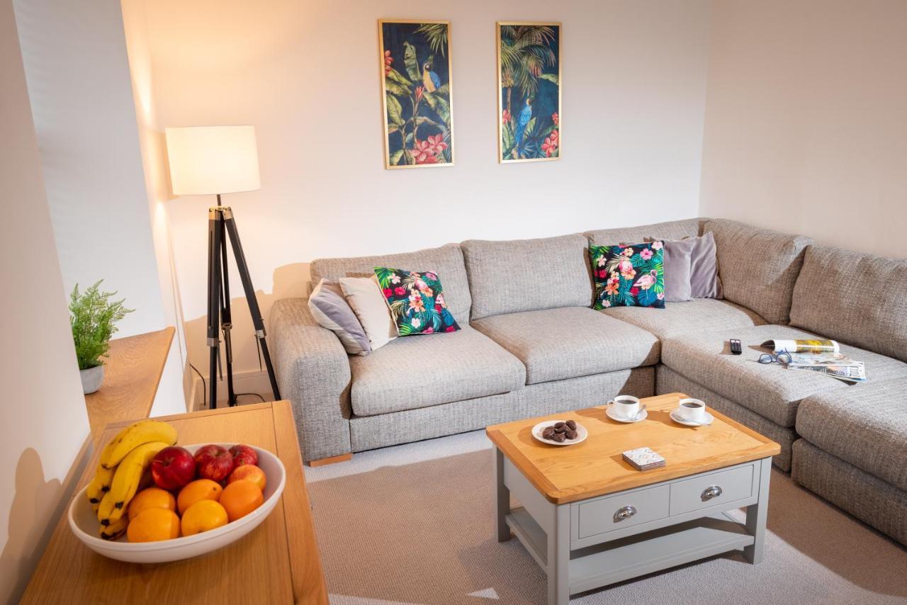 Lola'S Loft With Lake Views - Central Bowness - Pet Friendly ภายนอก รูปภาพ